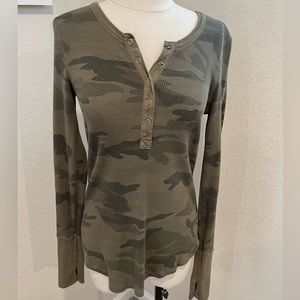 Splendid Camo thermal size medium